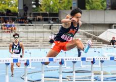 力走する井之上　日本学生対校陸上