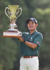 金谷、逆転優勝　男子ゴルフ