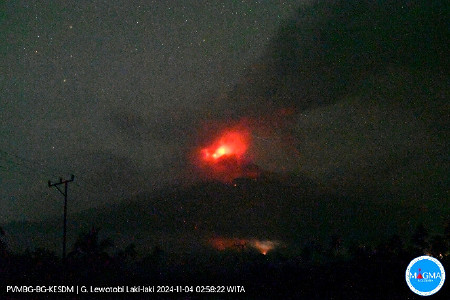 レウォトビ山噴火、１０人死亡