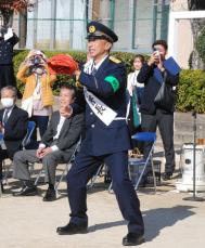 矢野元阪神監督が一日署長