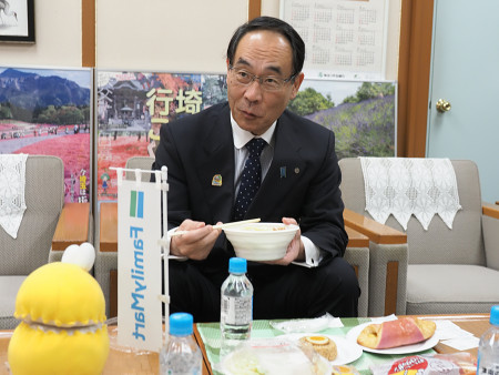 ローカル局とコラボし県産食材商品