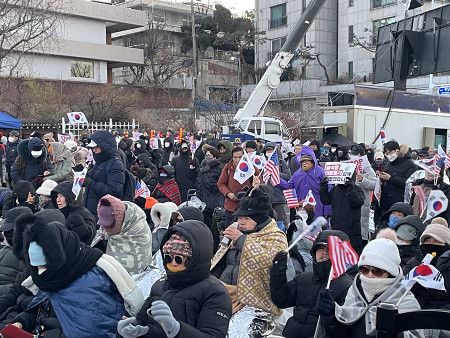 「恥かかせる目的」と当局批判