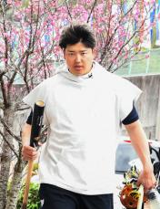 村上、１軍キャンプ地入り　プロ野球