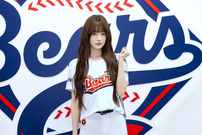 LE SSERAFIMホン・ウンチェ、日本プロ野球で始球式「日本で初めての