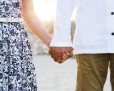 会話もなかった熟年夫婦が仲良しに激変。2人の“絆”が見えた出来事とは／結婚人気記事BEST