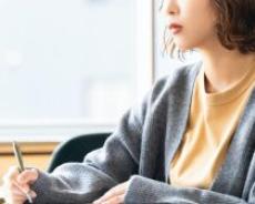 仮想通貨サギの被害で孤立した女性の“てん末”「目覚め」を説く人気カウンセラーを信じ行き着いた果て