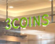 電車内や室内で、脱いだアウターが邪魔……3COINSの大人気商品で、アウター持ち歩き問題が解決した！／2025 人気記事top5