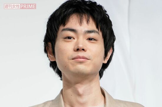 「昔の面影かえってきてくれ」菅田将暉の独特すぎるビジュアルにファン戸惑う