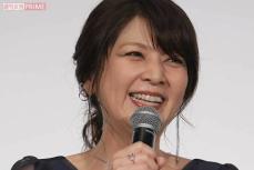 「まったくキラキラしてない」飯島直子のSNSが話題、“恋愛脳でダメンズ好き”が女性に人気のワケ