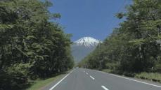 「ドライブデート中に車がパンクし、山道で立ち往生する私と彼氏。そこにバイクの集団が現れて...」（静岡県・20代女性）