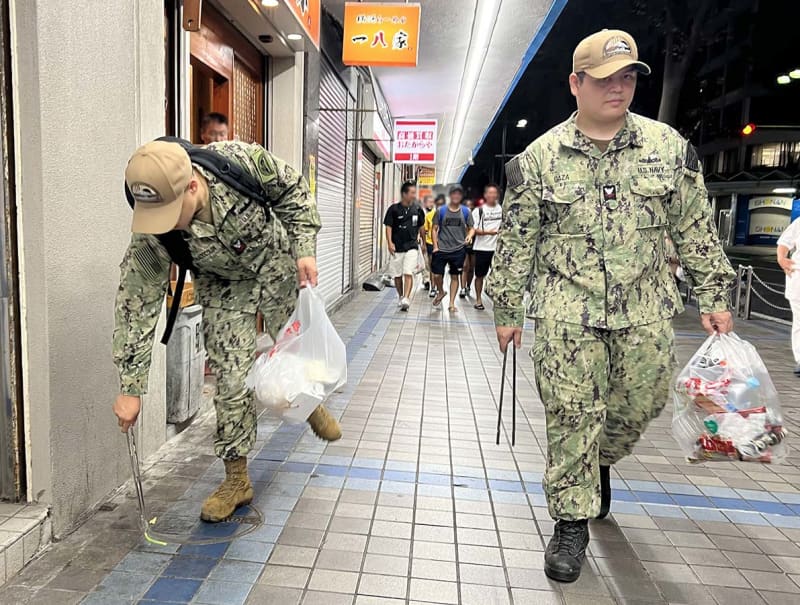 横須賀「どぶ板通り」周辺　日米合同パトロールが300回達成