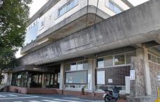 湯河原町職員の時間外手当、3年間で8200万円未払い　「行財政改革」名目、条例違反が20年常態化