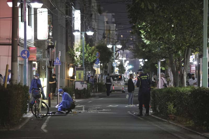 「刃物を持ってトラブルに」横浜・中区の路上で男性3人刺される　1人が死亡