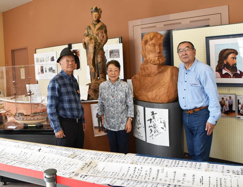 三浦按針ゆかりの立像、横須賀で25日まで展示　全国巡回の締めくくり