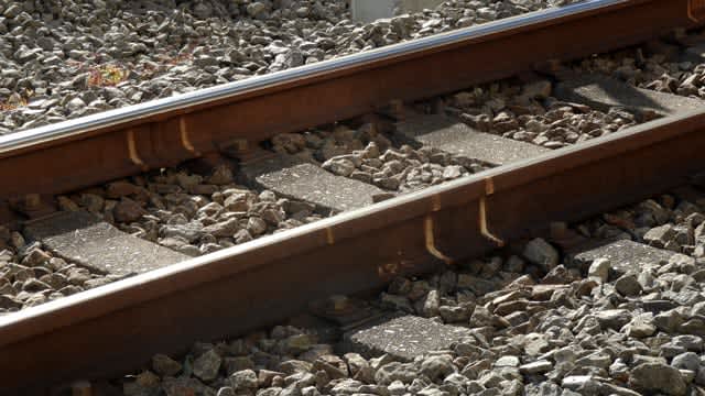 小田急江ノ島線鶴間駅で人身事故　相模大野─大和間で一時運転見合わせ