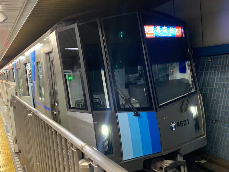 ワイヤ落下でショートか　横浜市営地下鉄ブルーラインの運転見合わせ、5万人に影響