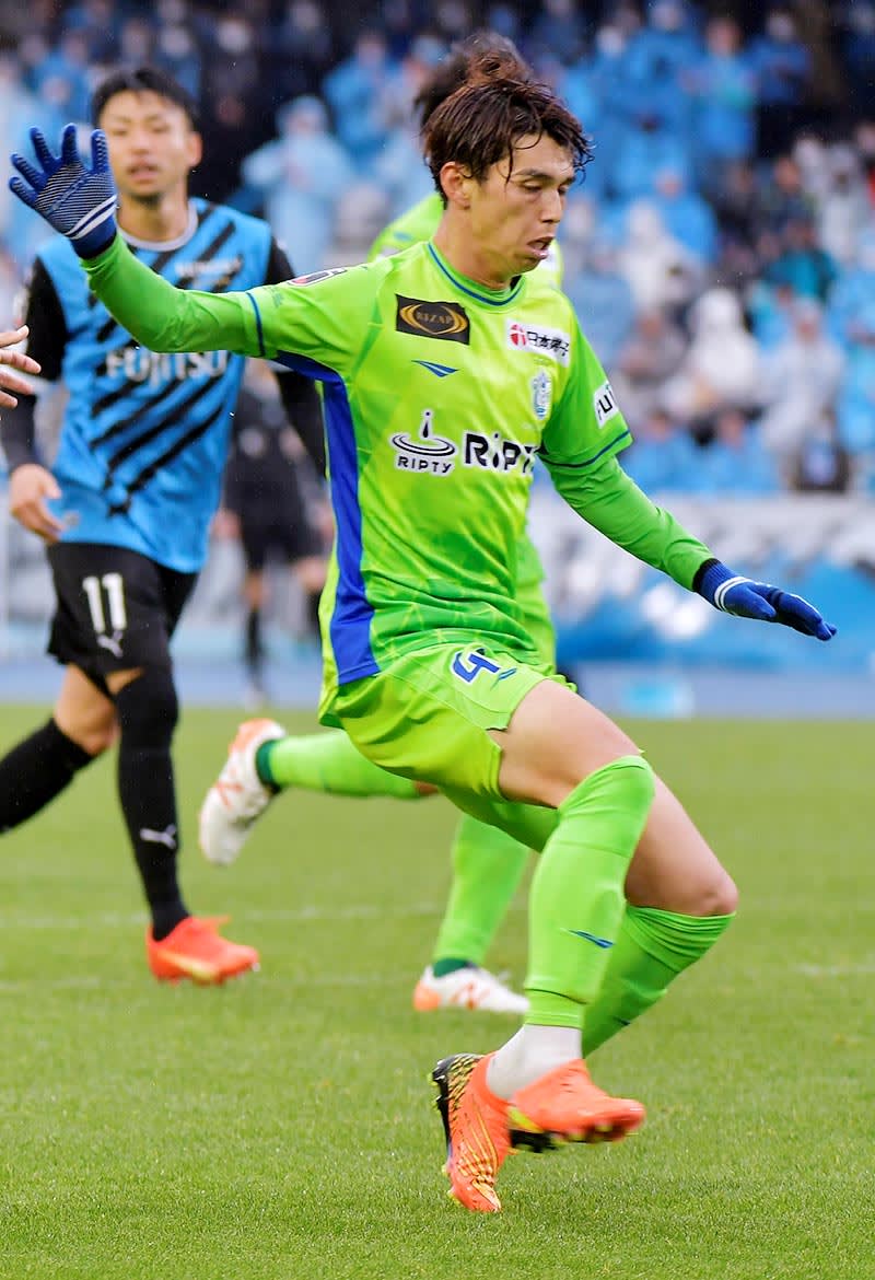 【J2横浜FC】湘南の中野嘉大を獲得　「もっと成長するために決断」