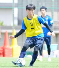 【横浜FC】清水悠斗がJ3八戸に移籍　「大きく成長した姿を見せられるよう」