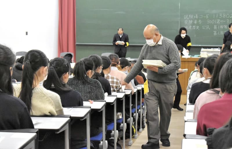 大学入学共通テスト始まる　神奈川23会場で2万5千人　感染対策は任意に