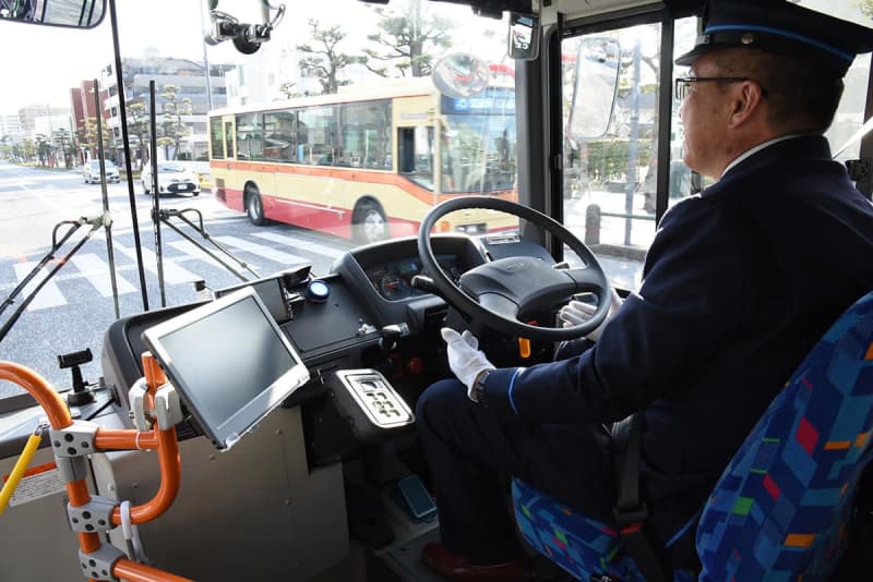 ハンドル握らず…平塚で自動運転バス　神奈川中央交通や市、22日から実証実験