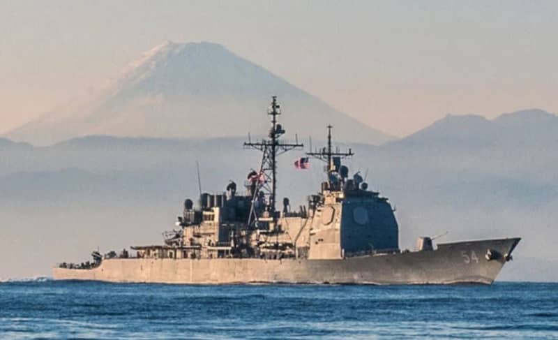 米海軍イージス艦「アンティータム」が横須賀出港　米ハワイ州に帰還へ