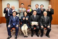 横浜市長賞に選ばれたのは　お土産ブランド「横濱001」、食品や雑貨177品認定