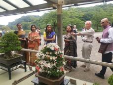 横浜・三渓園とインド詩聖の縁、伝えたい　サツキ盆栽に「タゴール賞」