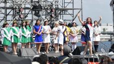 歴代親善大使のファッションショーに歓声　5年ぶり土日開催の横浜開港祭が開幕