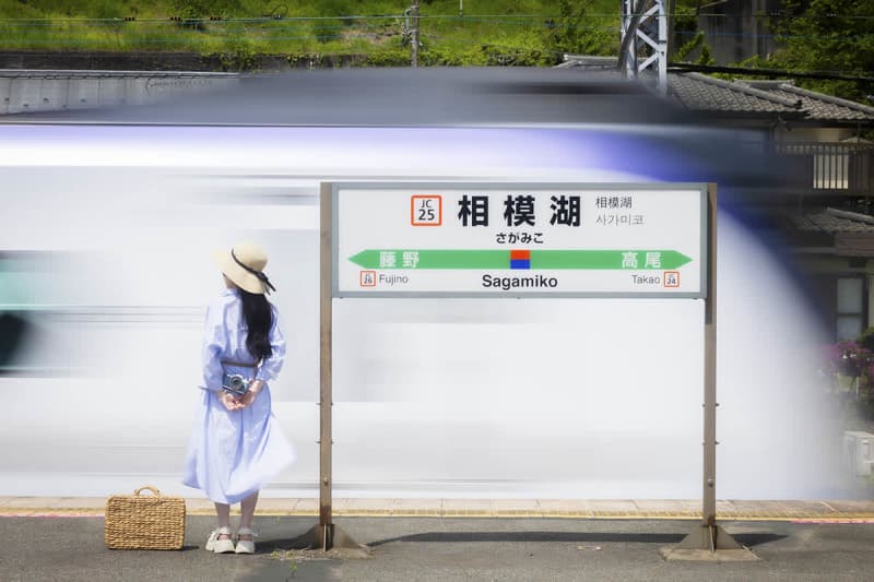 神奈川の鉄道情景、季節感や生活感を乗せて　横浜・みなとみらいで写真展