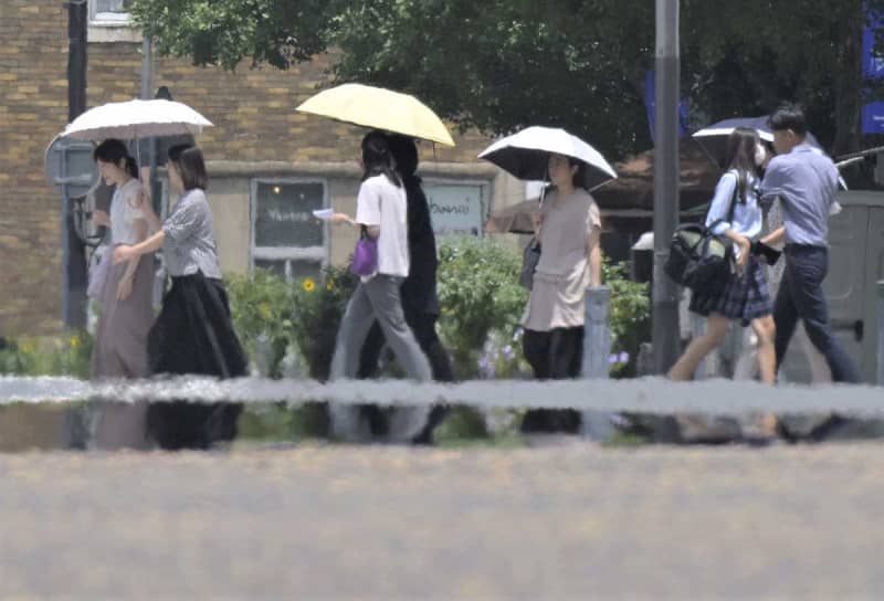 「危険な暑さ」エアコン活用、休憩、水分を　「熱中症警戒アラート」神奈川でも続発