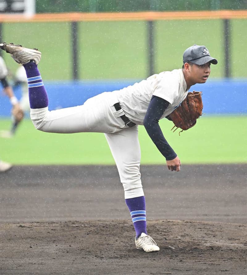 【高校野球神奈川大会】菅のプロ注目右腕・岩瀬、向上に11失点　立ち上がりに制球定まらず