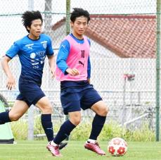 【横浜FC】ユース所属の17歳高橋友矢とプロ契約「世界で活躍できる選手に」
