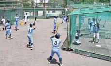 【高校野球】東海大相模、クーリングタイム想定し着替えの練習　金本「意外と時間ない」