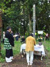 大和の米軍機墜落から60年…事故現場で慰霊祭　市民犠牲の記憶「風化させない」