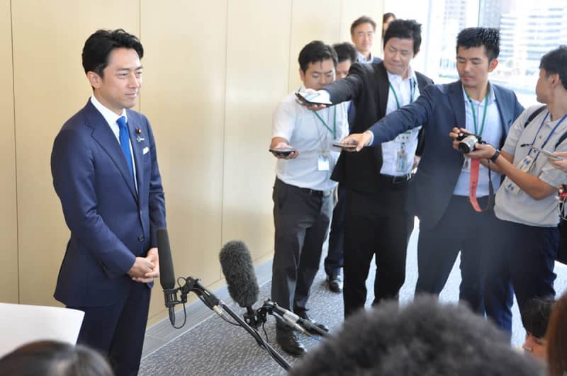 【自民党総裁選】小泉進次郎氏、「横浜の皆さんへの感謝を胸に」決意表明　党市議団を訪問