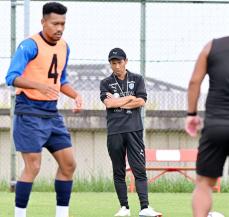 【横浜FC】四方田監督　清水戦振り返り、サポーターの声援に「感動した」