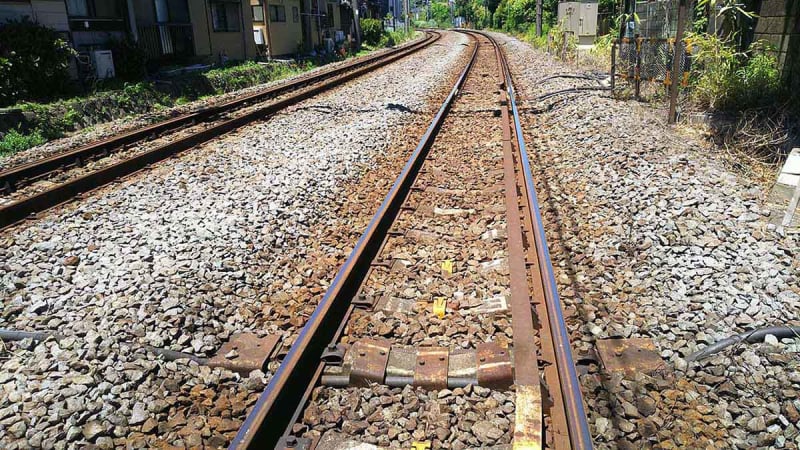 小田急線生田駅で人身事故　向ケ丘遊園─新百合ケ丘間で一時運転見合わせ