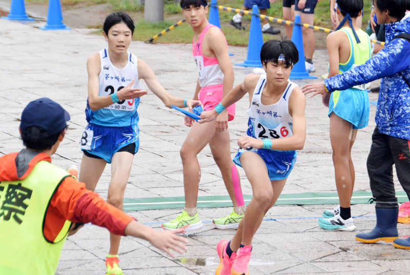 【神奈川県中学駅伝】男子は茅ケ崎一が初V、女子は鵠沼が史上初の4連覇達成