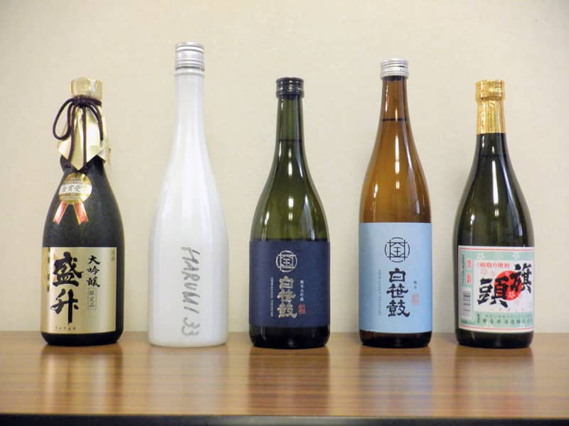 神奈川の3酒蔵、優等賞に5点　清酒と本格焼酎の鑑評会、評価のポイントは