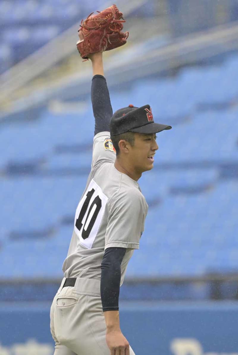 【高校野球・明治神宮野球大会】横浜高校、明徳義塾に競り勝ち4強入り　1年織田翔希が2安打完封