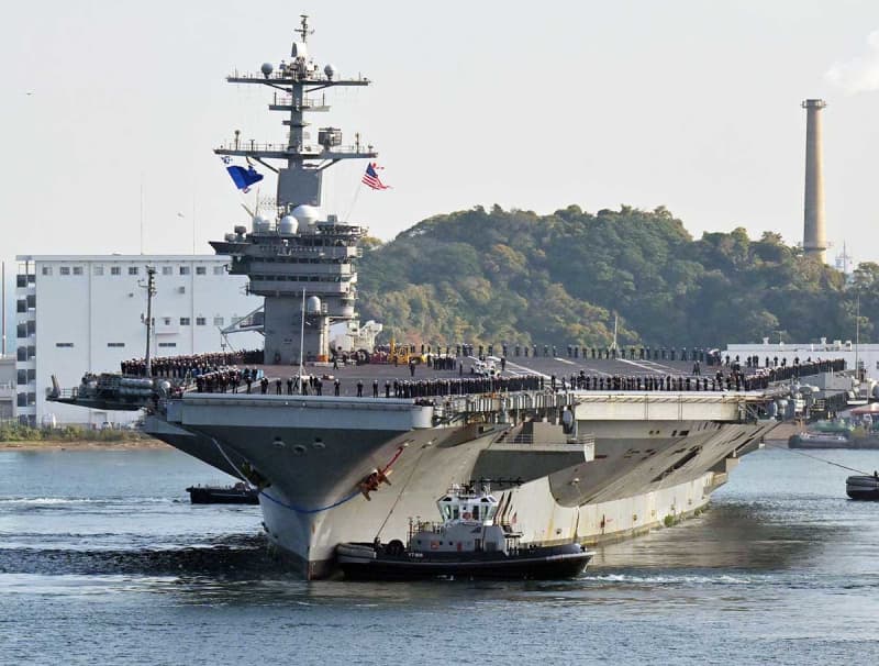 米海軍の原子力空母ジョージ・ワシントン横須賀に到着 9年半ぶり