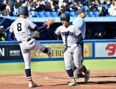 【高校野球神宮大会】横浜、27年ぶりに神宮大会制す　4-3で広島商に競り勝つ