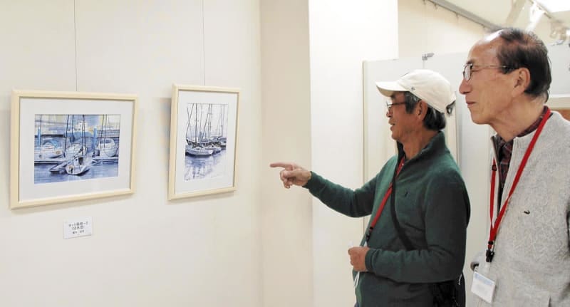 油彩や水彩など66作品ずらり　横浜・みなとみらいで絵画展、無料の似顔絵コーナーも