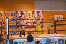 横須賀でプロレス大会、200人が声援　観戦の児童「とても面白かった」