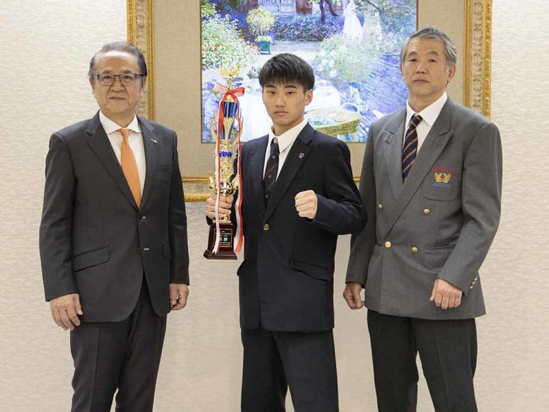 横須賀の早瀬さん、総合格闘技「空道」の全日本ジュニア選手権で優勝