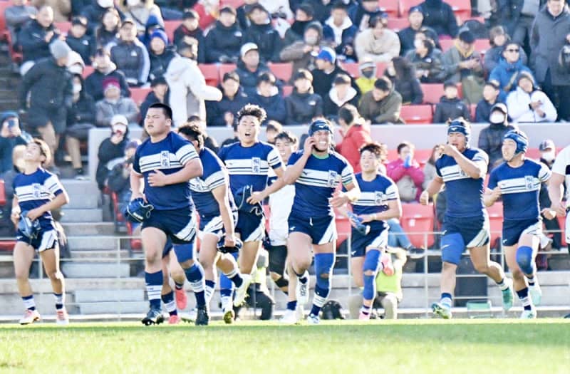 【全国高校ラグビー】　桐蔭学園が4強入り　逆転勝ちで大阪桐蔭を下す