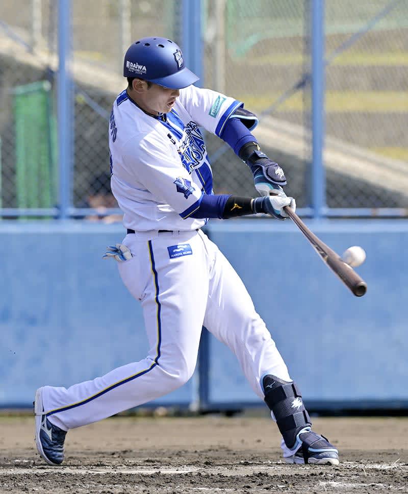 【春季キャンプ】DeNA紅白戦　山本祐大が指名打者で2ラン　伊勢大夢は先発登板