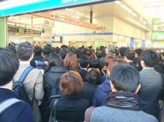 フランスやアメリカだけじゃない　日本国内でも「コロナ差別」が始まる予兆　通勤電車はもう限界状態