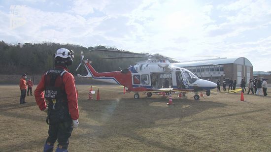 山口市のファストリ本社でヘリコプター離着陸訓練　災害時にはヘリの離着陸場に活用も