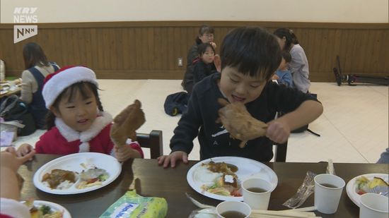 宇部市の商店街でクリスマスイベント…子育て中の家庭の集いの場に！